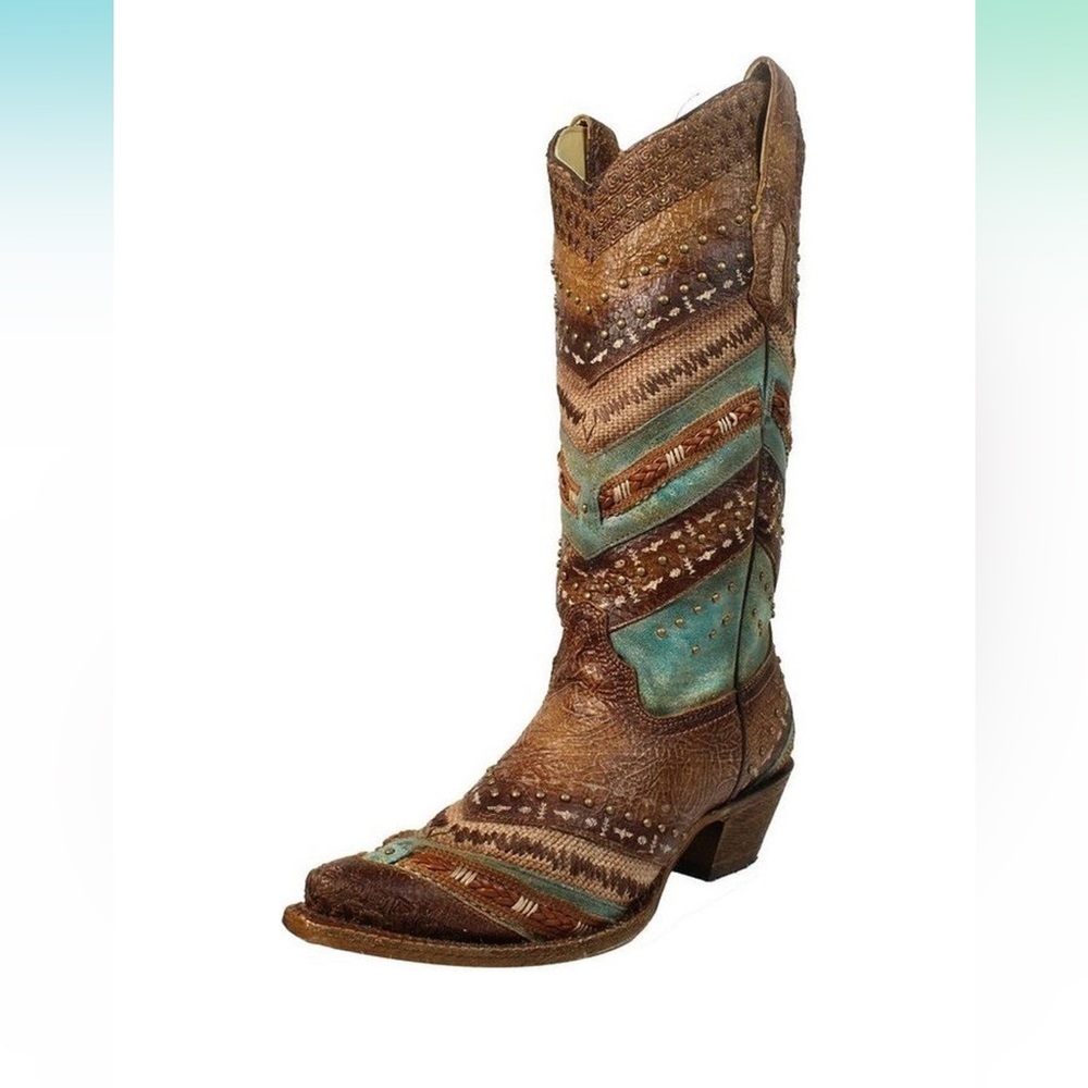 Corral boots practically new size 6